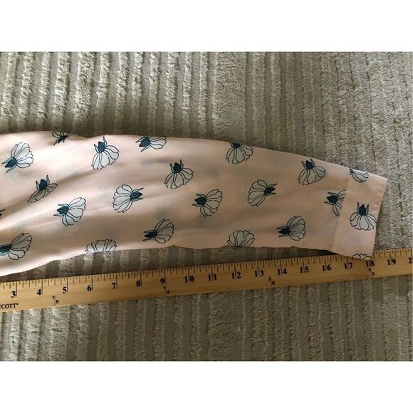 LOFT Pink Lotus Floral Print Button Front BlouseSZ 14 - Picture 9 of 11
